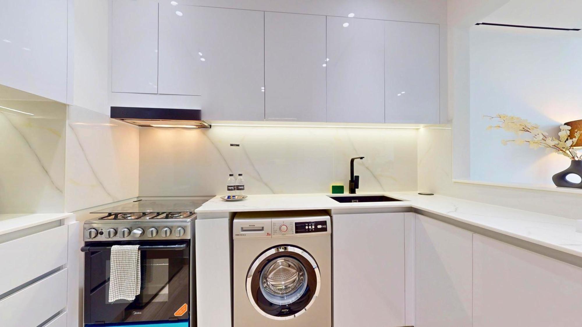 Apartment Premium 1br With Great Amenities In The Heart Of Jvc! Dubai